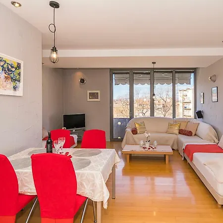 Old Town With Sea View Apartment